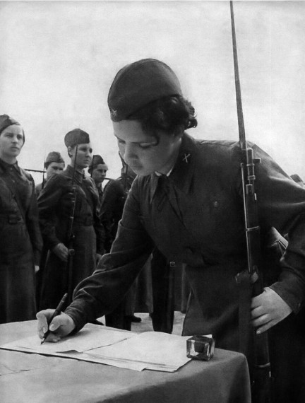 Женское лицо Победы.